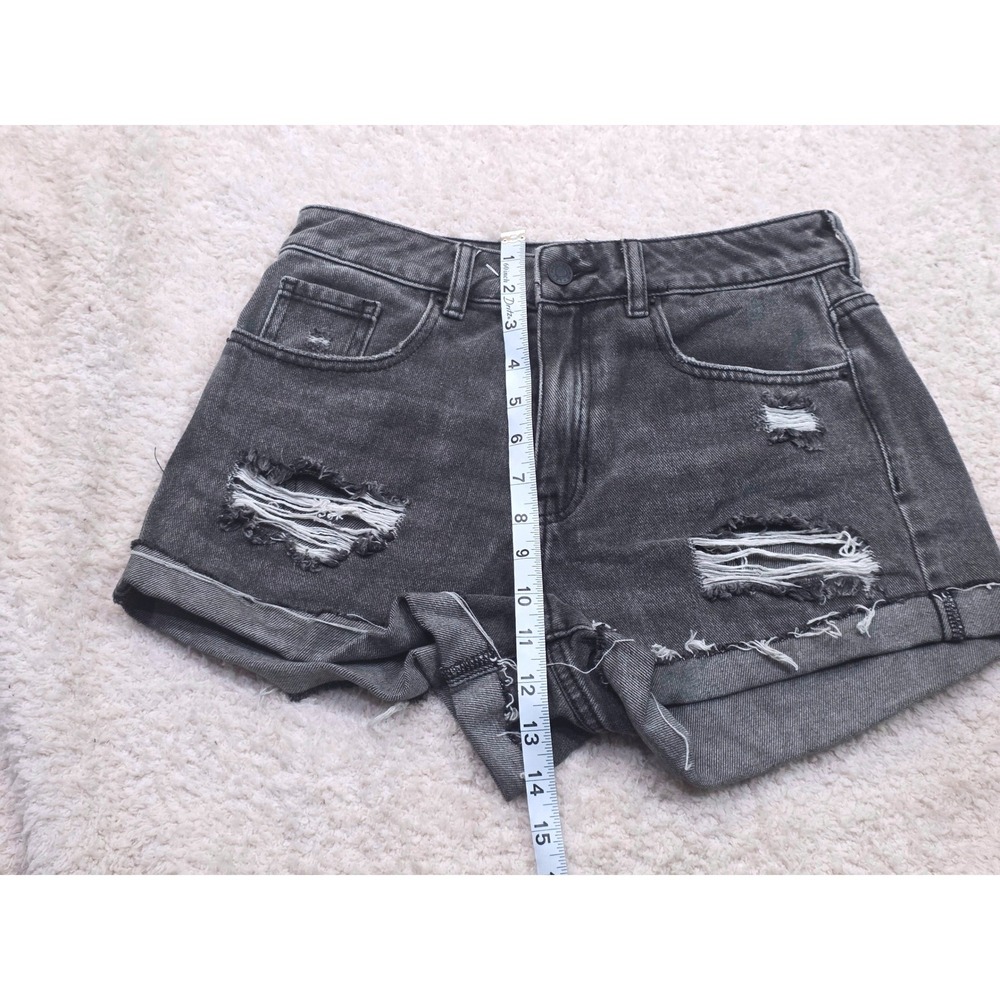 PacSun Womens Distressed Mom Shorts High Rise Faded Black Raw Hem Size 26 - Picture 4 of 9